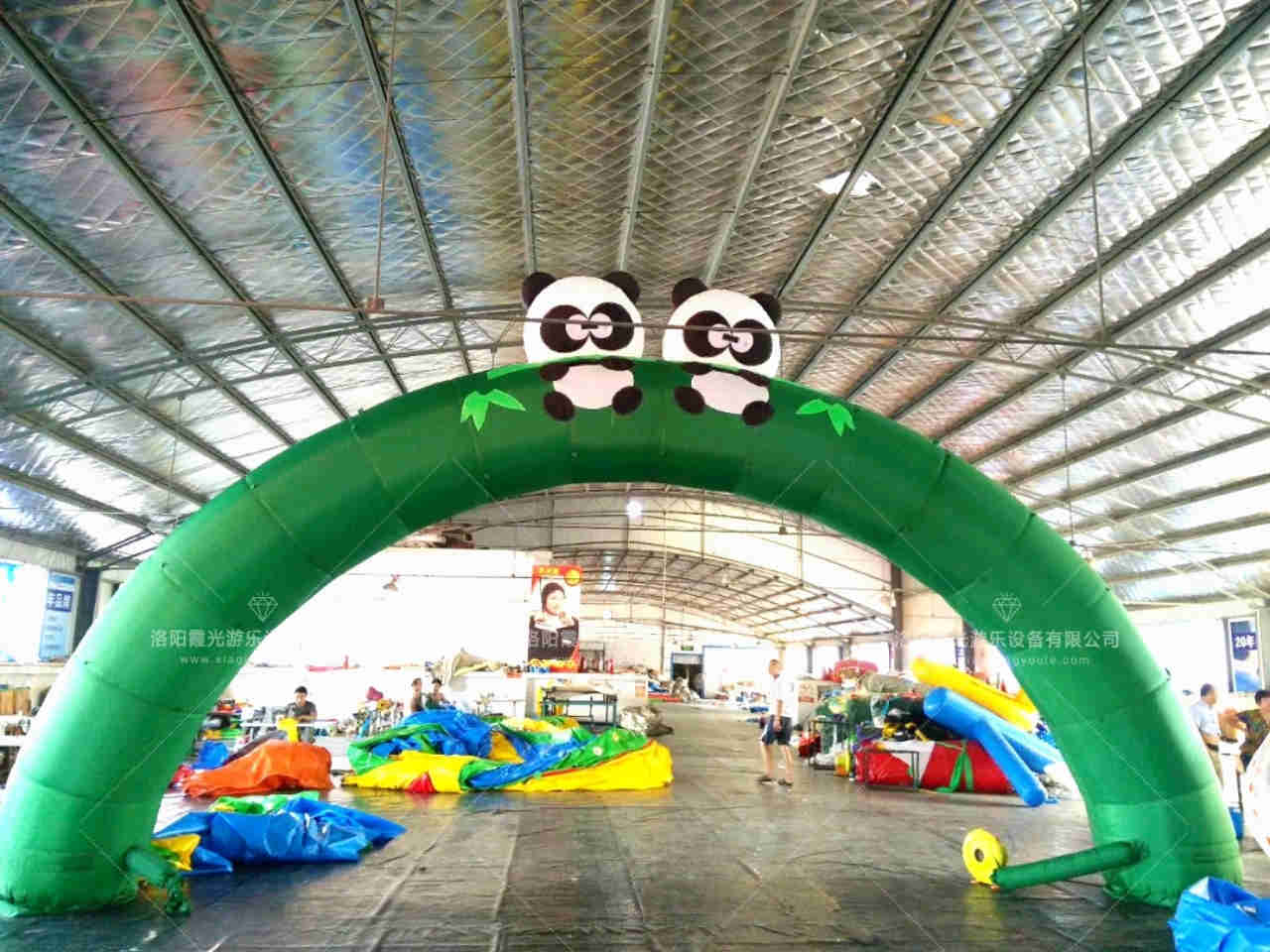 台江熊猫喷绘拱门